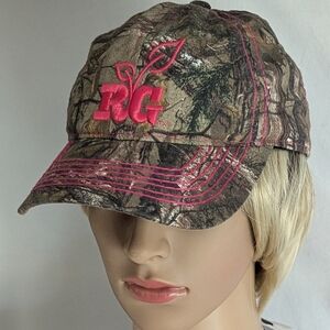 Realtree Girl baseball cap pink stitching camo print adjustable ladies fit NEW